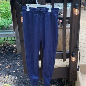 women’s under armor joggers